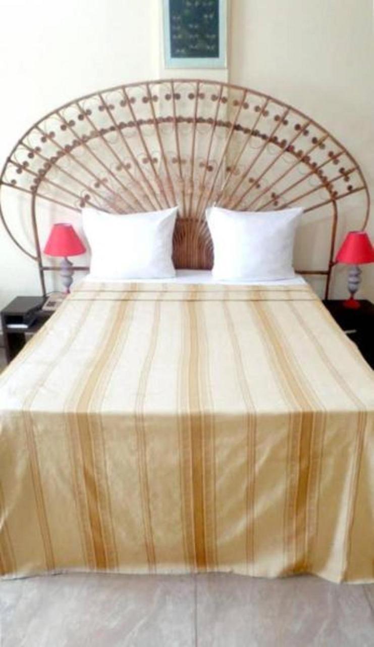 Hotel Azur Yaoundé 外观 照片