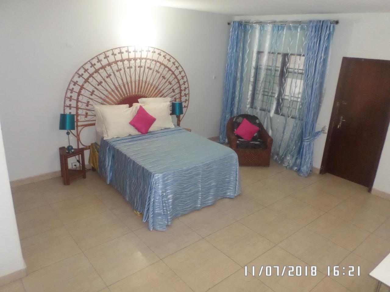 Hotel Azur Yaoundé 外观 照片