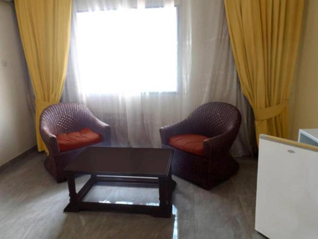 Hotel Azur Yaoundé 外观 照片