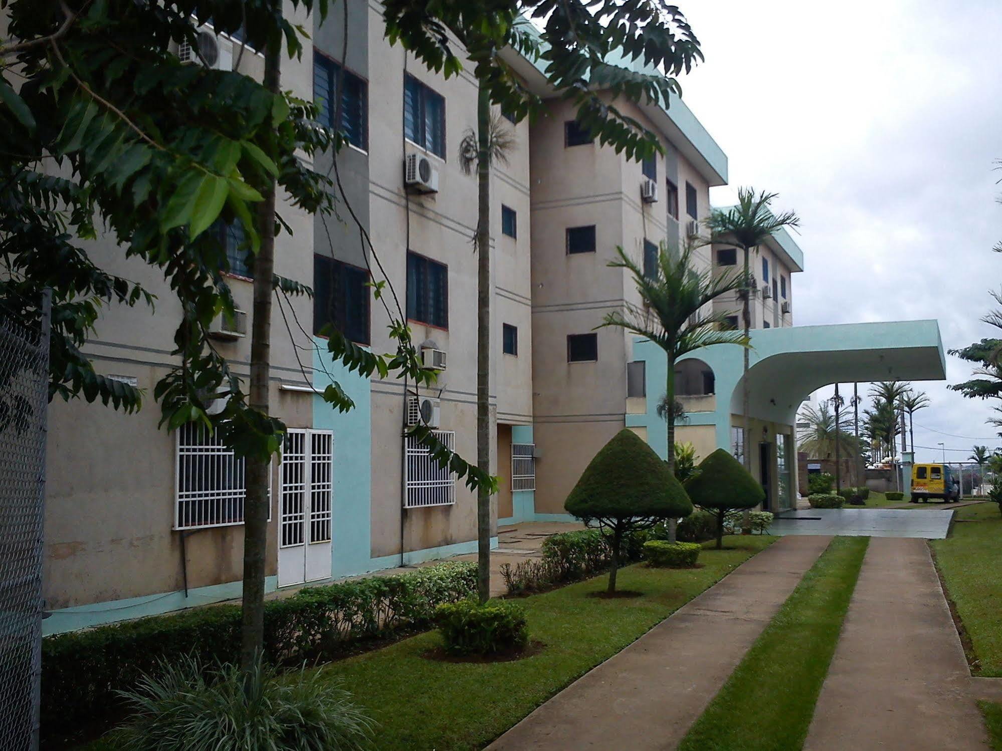 Hotel Azur Yaoundé 外观 照片