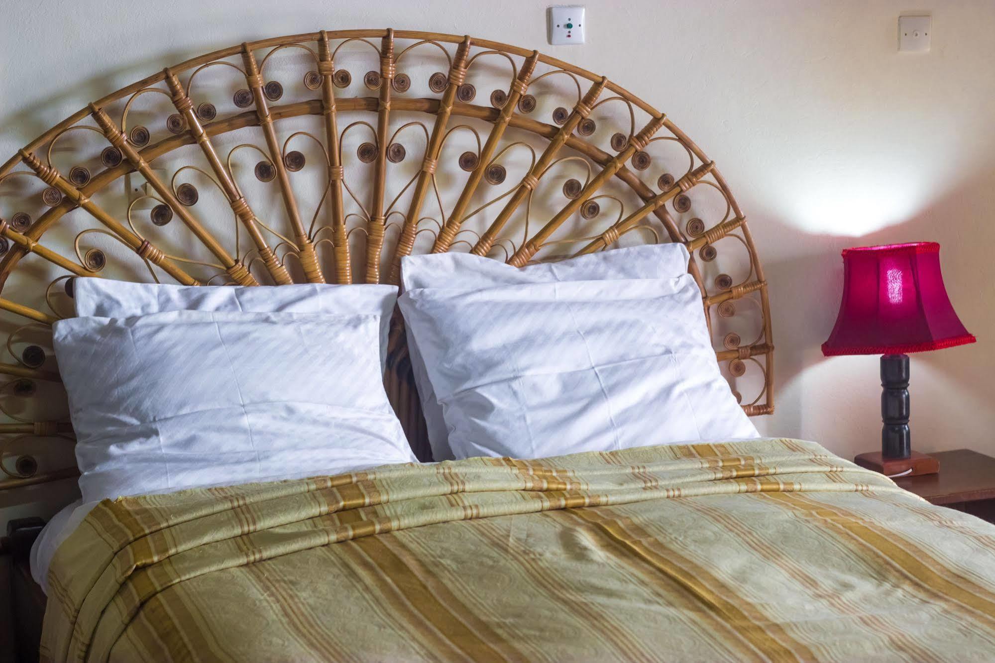 Hotel Azur Yaoundé 外观 照片